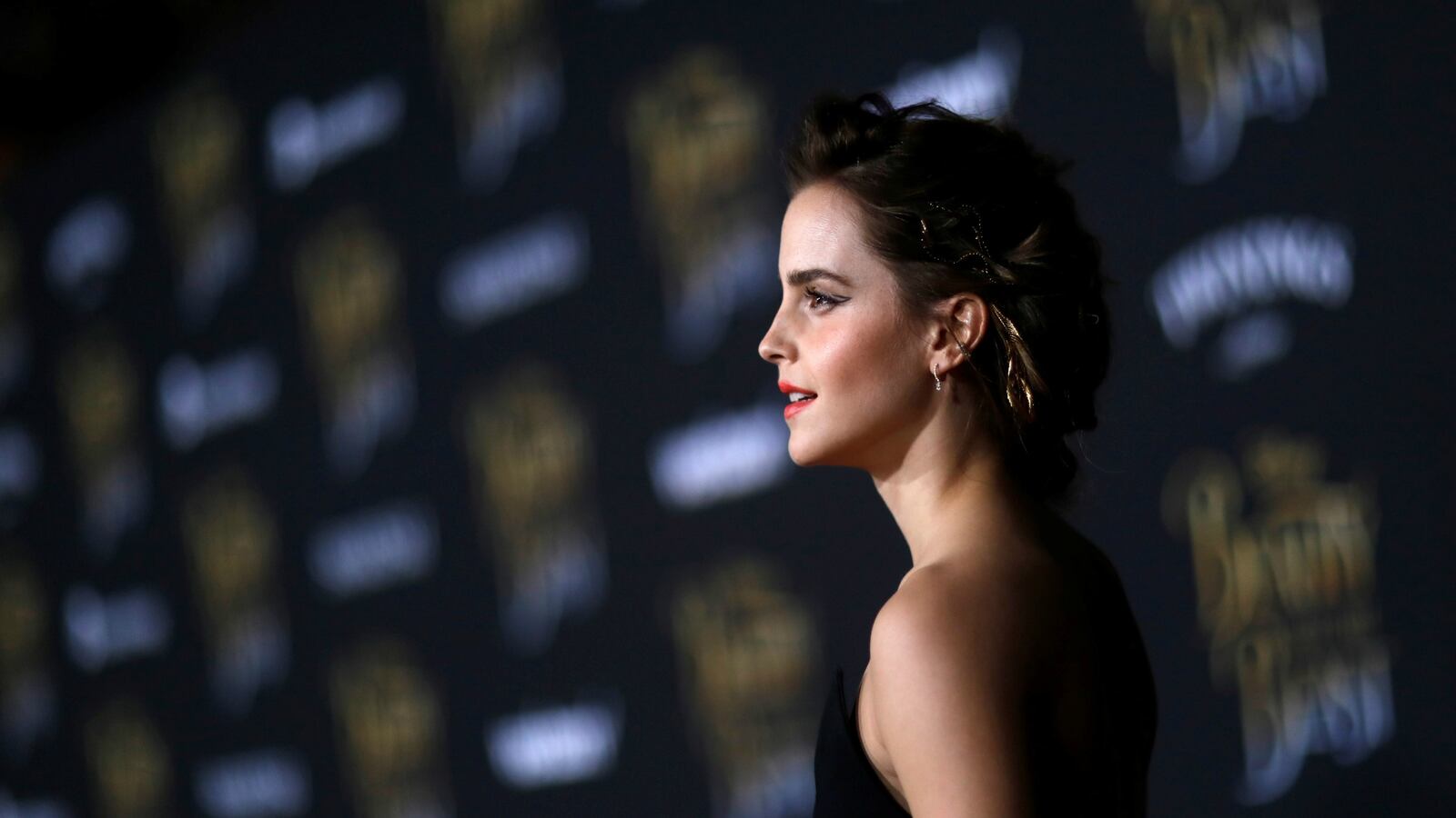 cheats/2017/03/16/emma-watson-plans-legal-action-over-stolen-photos/170315-emma-watson-legal-action-cheat_u1cmqa