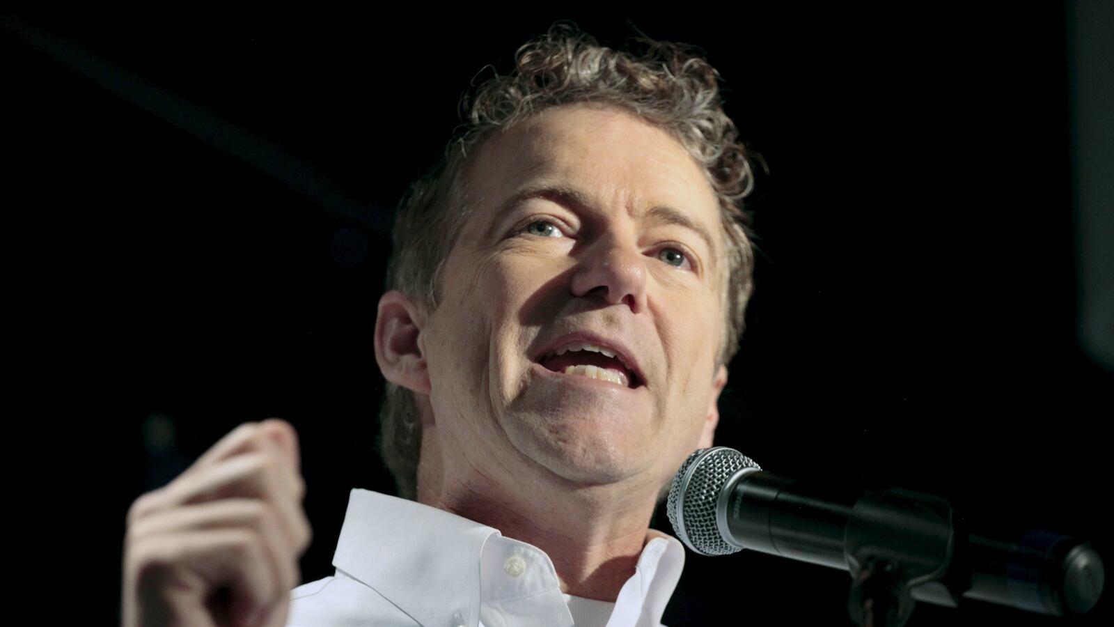 cheats/2017/03/19/rand-paul-use-lie-detector-to-find-out-who-leaked-flynn-transcript/170319-rand-paul-leakers-cheat_gn4zyq