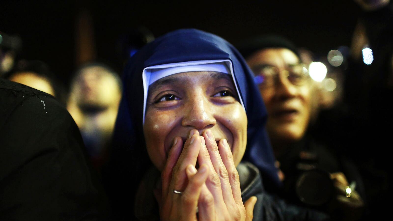 galleries/2013/03/13/the-vatican-and-argentina-react-to-pope-francis-photos/130313-new-pope-reax4_qqu3m9