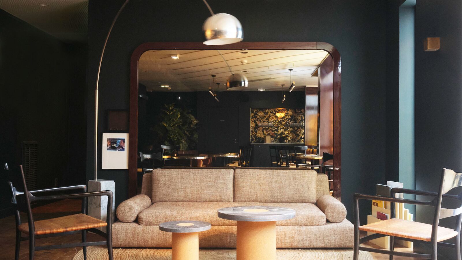 230103-Cardinal-Paris-Hotel-tease_hb7pkz