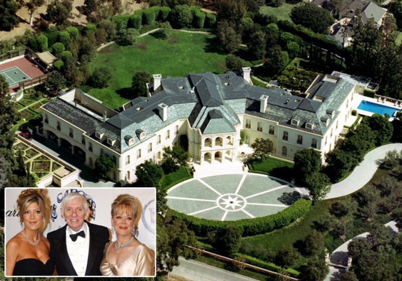 galleries/2009/03/29/celebrity-homes/celebrity-homes---spelling_d69by5