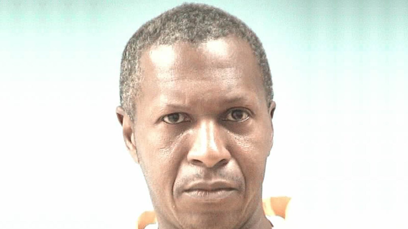 articles/2015/06/02/mississippi-murderer-serves-sentence-on-his-couch/150601-nestel-mississippi-murderer-tease_bgqkcs