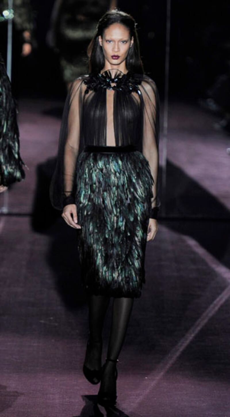 galleries/2012/02/24/sensual-collections-at-gucci-and-prada-kick-off-milan-fashion-week-photos/gucci-fall-2012-1_lfsds1
