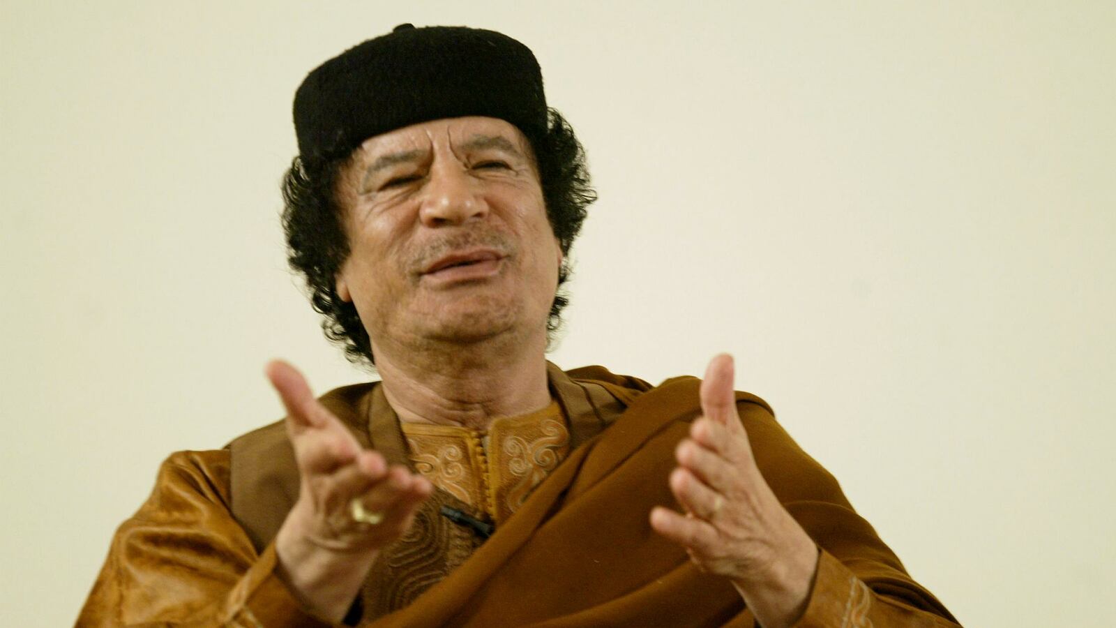 articles/2015/06/23/feds-wise-up-to-shady-foreign-lobbyist-hunting-for-gaddafi-treasure/150622-harris-treasure-hunt-tease_xqbla1