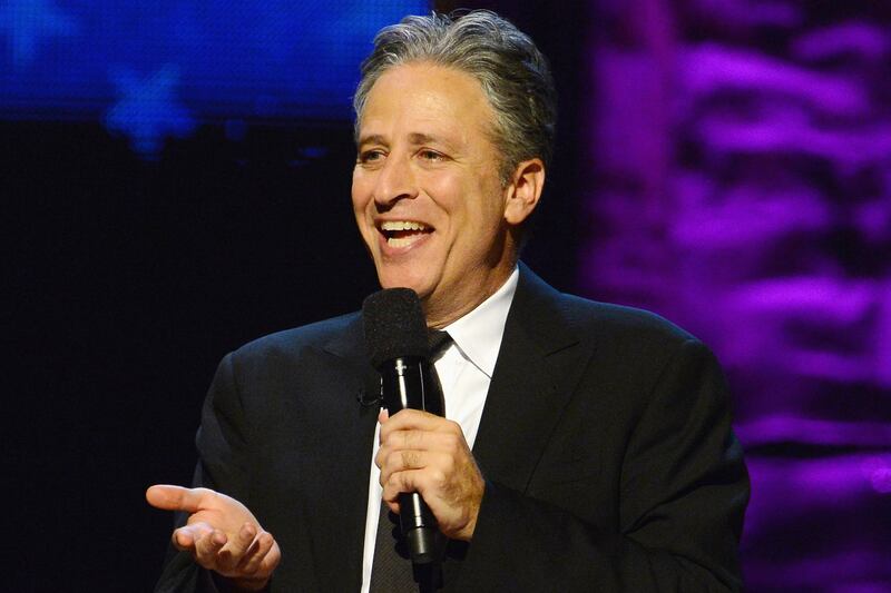 articles/2013/08/20/jon-stewart-no-1-in-late-night-david-arquette-falls-off-the-wagon0/130305-jon-stewart-mash-up-video-tease_anok5o