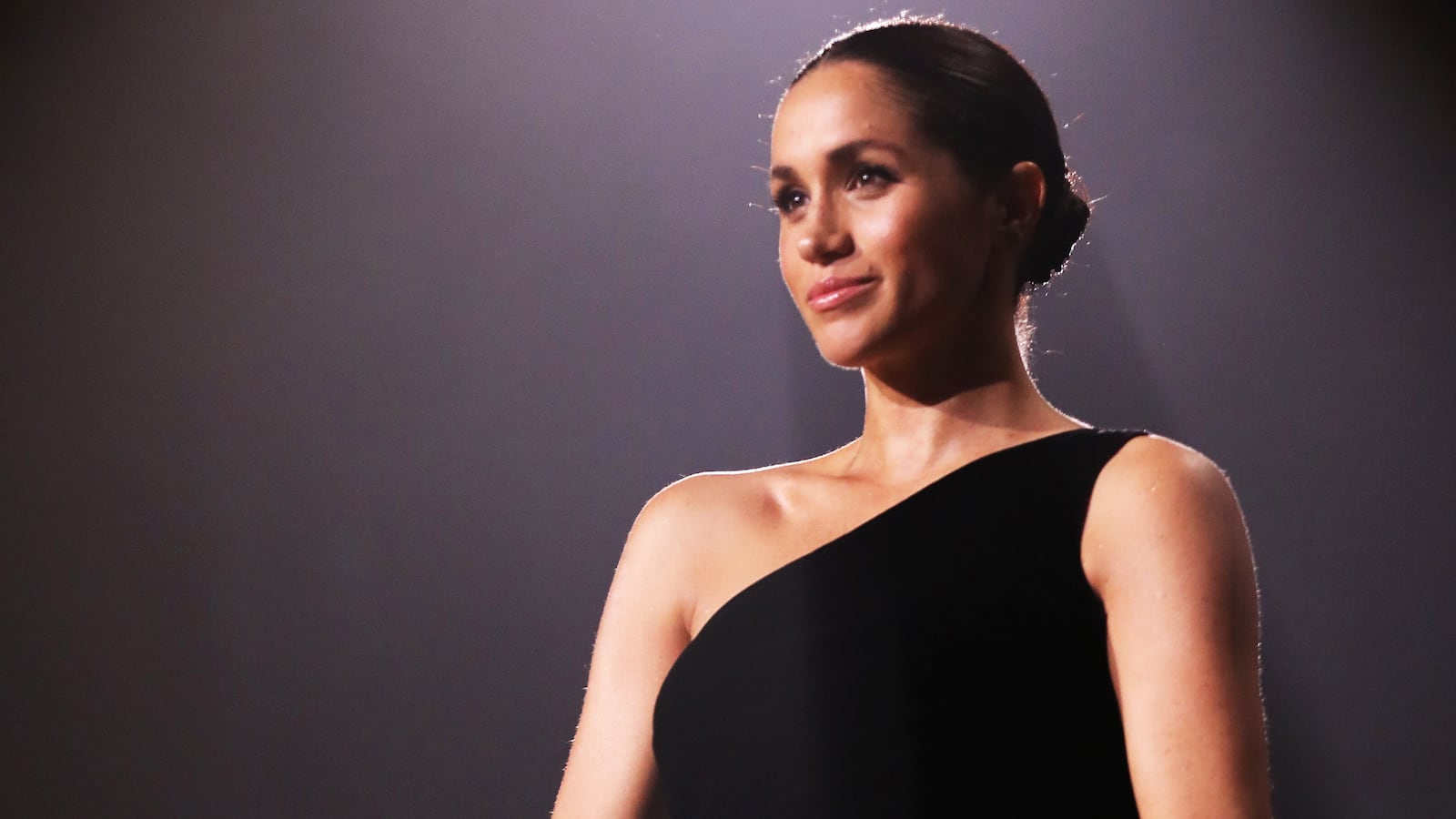 190212-Meghan-Markle-tease-_y4wv4s