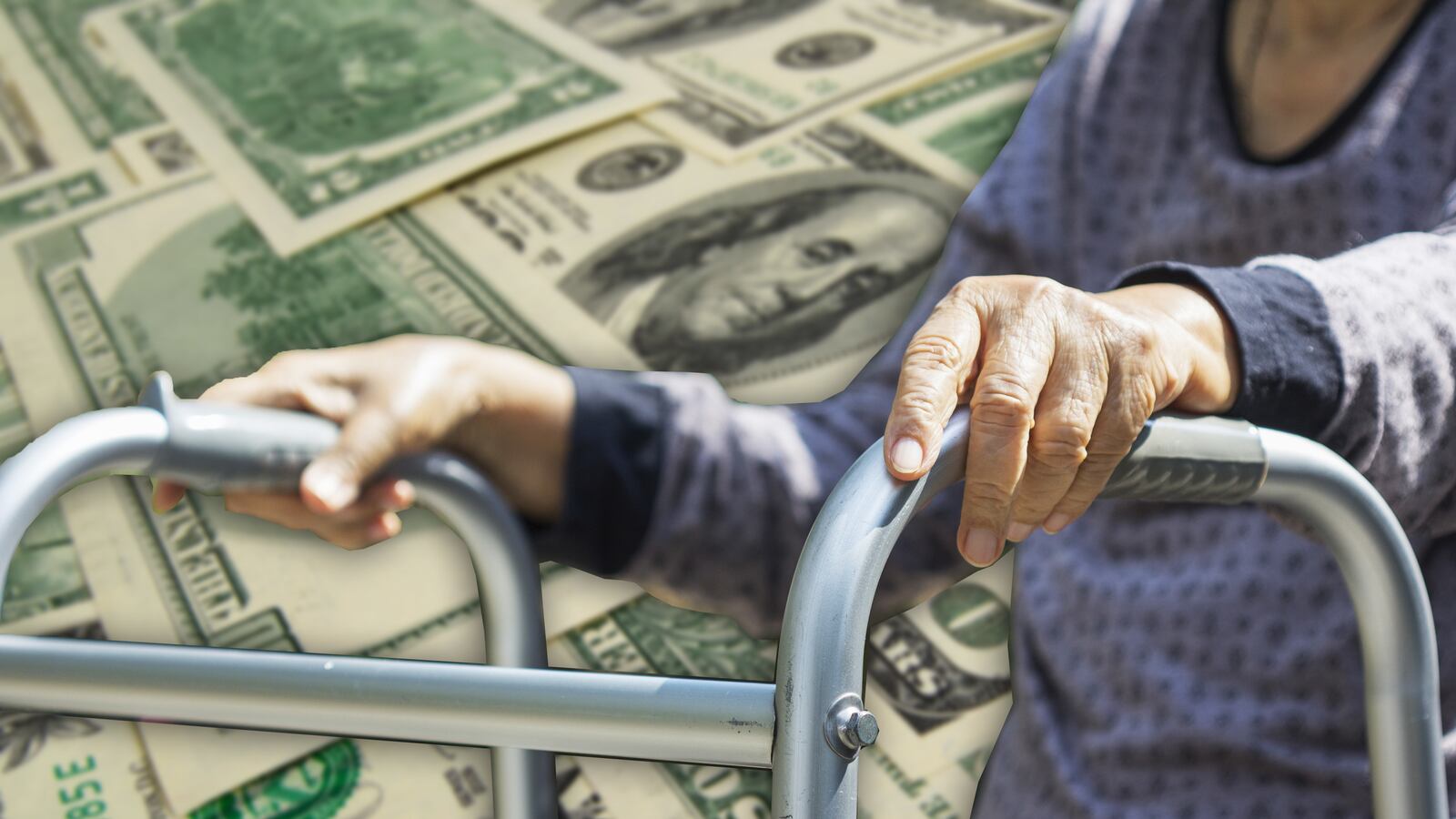 articles/2016/10/31/right-wing-group-citizens-united-again-may-have-tried-to-trick-the-elderly-into-giving-it-cash/161031-woodruff-citizens-united-tease_a5ft1p