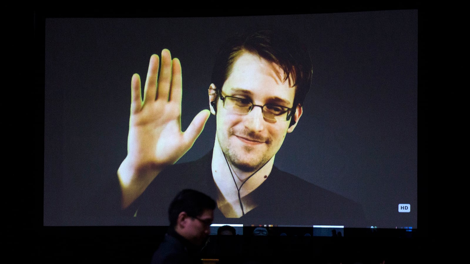 cheats/2015/06/04/snowden-docs-obama-expanded-nsa-spying/150604-snowden-leaks-cheat_nwnccu