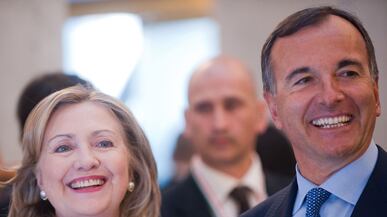 articles/2011/05/05/secretary-hillary-clinton-in-italy-brokers-a-deal-to-fund-the-libyan-opposition/nadeau-hillary-clinton-italy_178278_glzbel