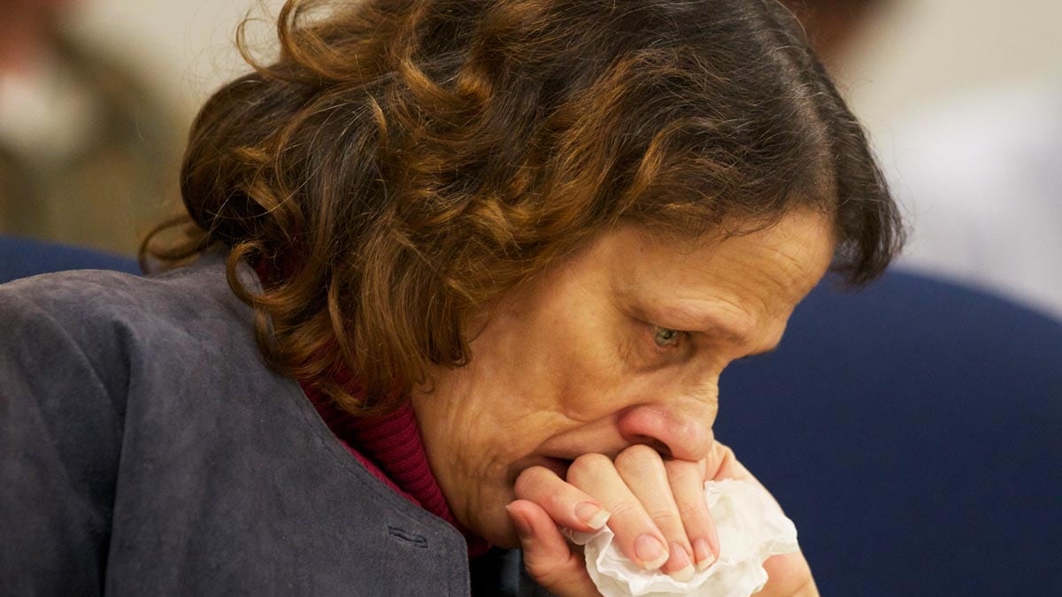 articles/2012/02/07/beautician-s-murder-a-strange-tale-of-contract-killing-and-a-sex-change/beautician-murder-ross_de836m