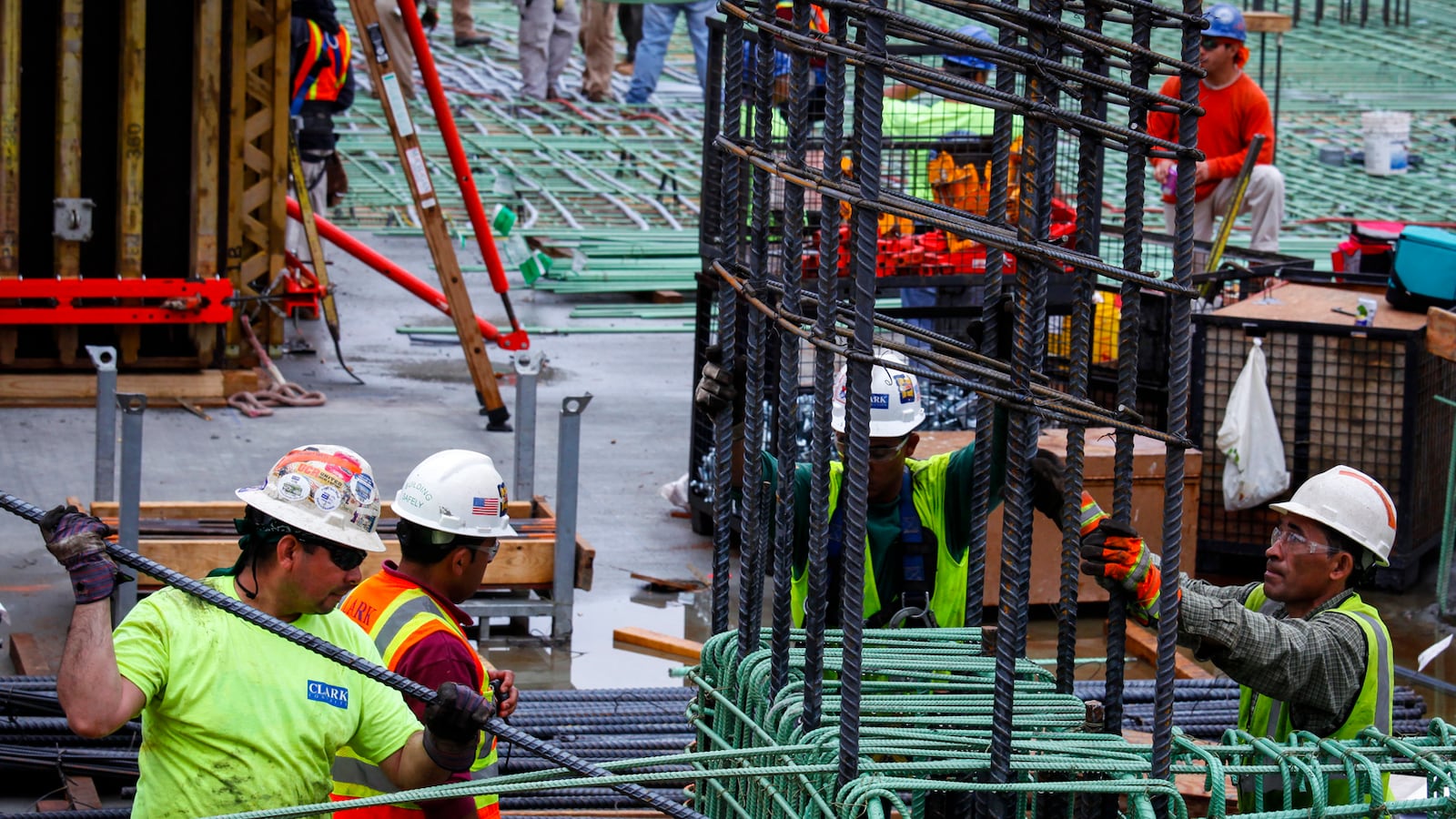 cheats/2012/04/20/poll-national-mood-improving/mood-poll-cnn-cheat_bilp38