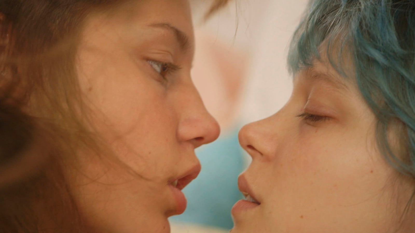 articles/2014/05/25/fringe-factor-the-common-core-will-turn-your-kids-as-gay-as-possible/140523-fringe-dickson-tease_wnky93