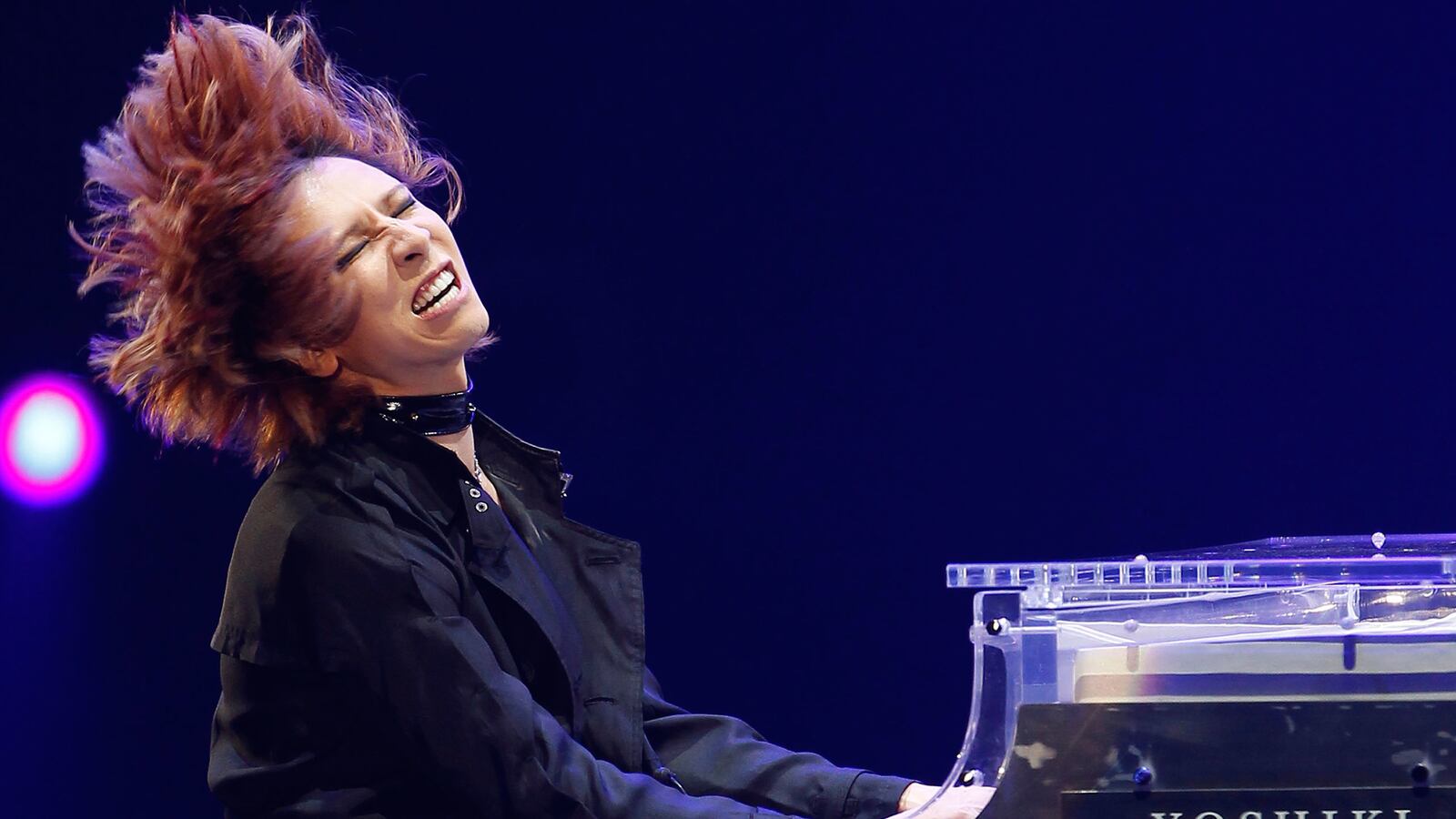 articles/2016/02/09/japan-s-david-bowie-pulls-back-the-curtain/160208-yamato-yoshiki-tease_gw9lkv