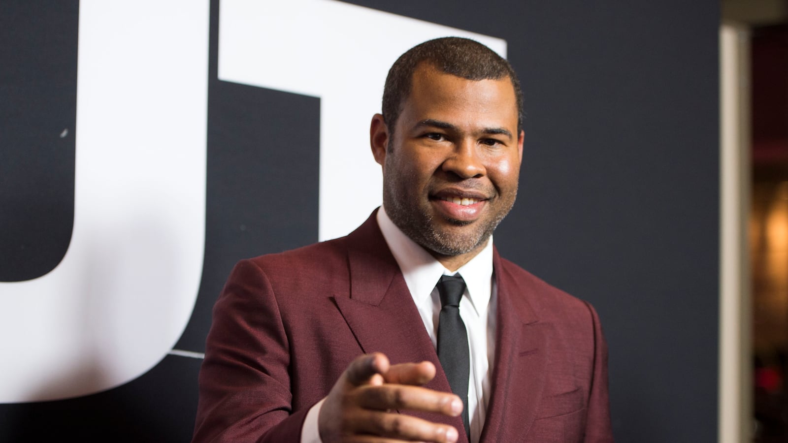 cheats/2017/02/27/get-out-wins-the-weekend-box-office/170227-jordan-peele-get-out-box-office_im0tok
