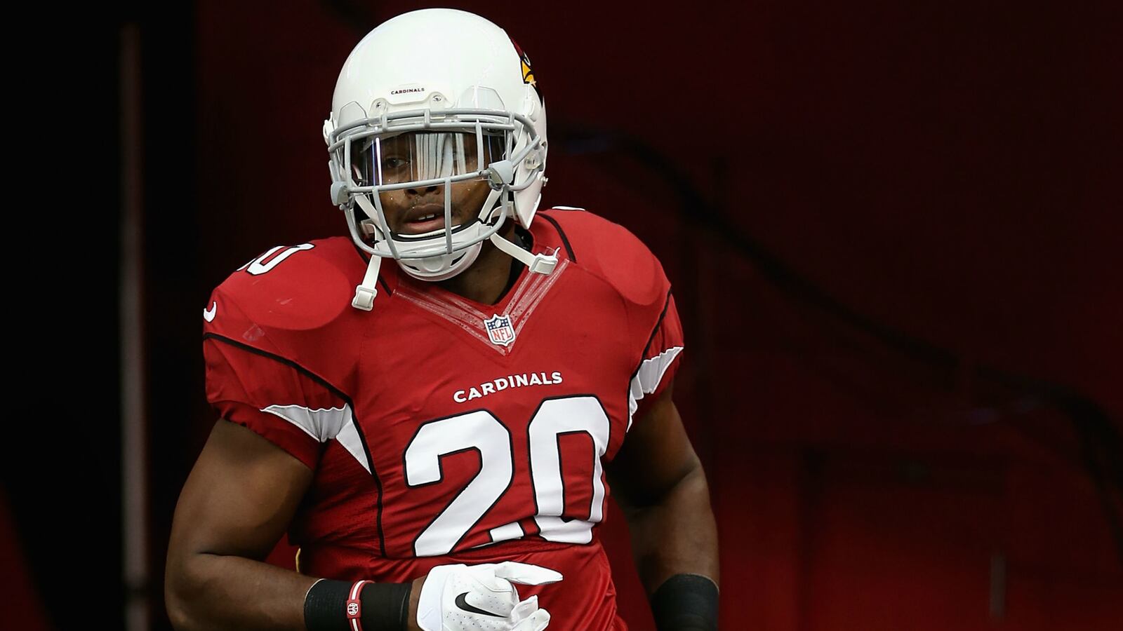 cheats/2014/09/17/nfl-player-arrested-for-domestic-abuse/140917-jonathandwyer-cheat_ot389l