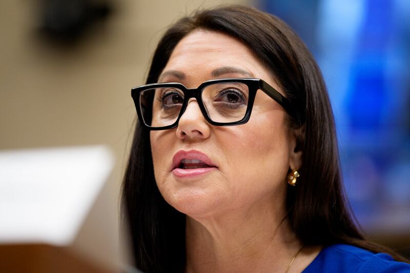 Labor Secretary Lori Chavez-DeRemer took sucking up to another level.