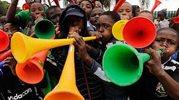 cheats/2010/06/14/world-cup-wont-ban-vuvuzelas/vuvuzela-ban_ff1icz