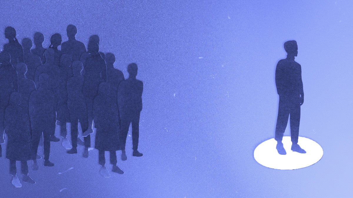 073022-navarrete-alone-hero_kuns8n