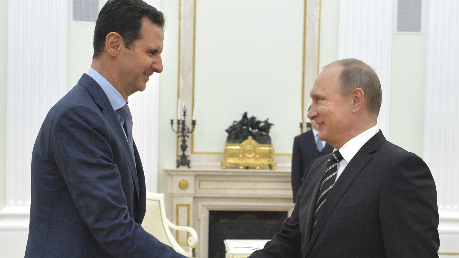 cheats/2015/11/03/kremlin-assad-does-not-need-to-stay/151103-assad-cheat_cnqdxu