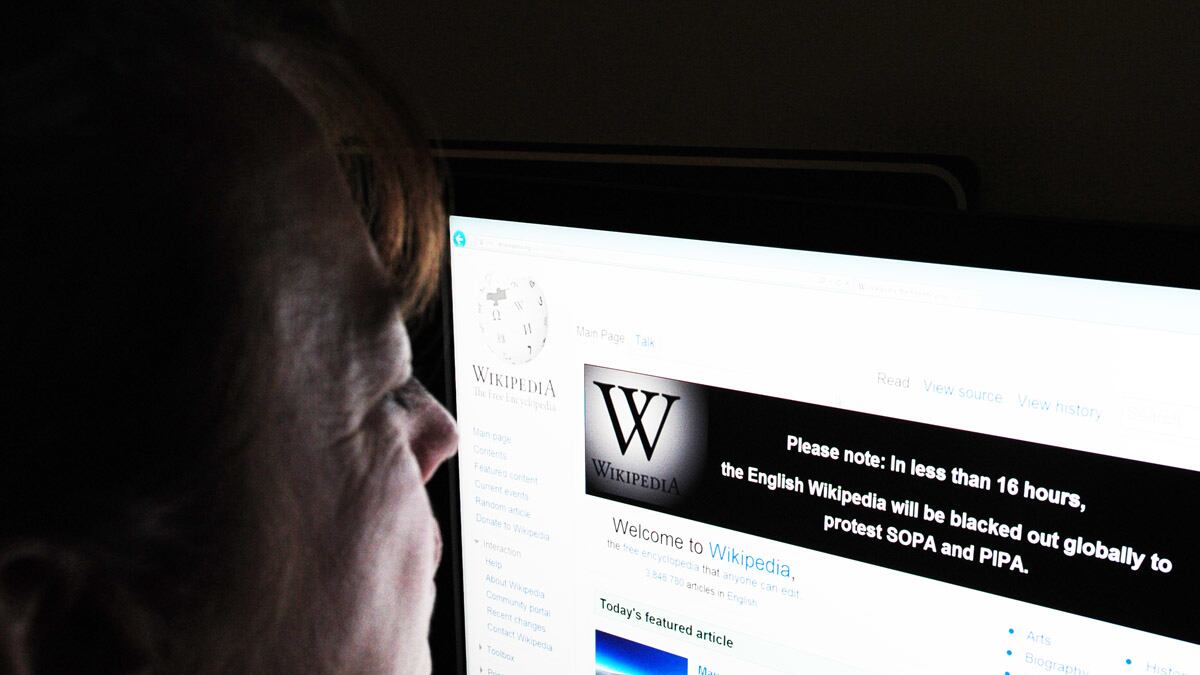 cheats/2012/01/17/websites-protest-piracy-bills/wiki-goes-dark-box-2_mvmoif