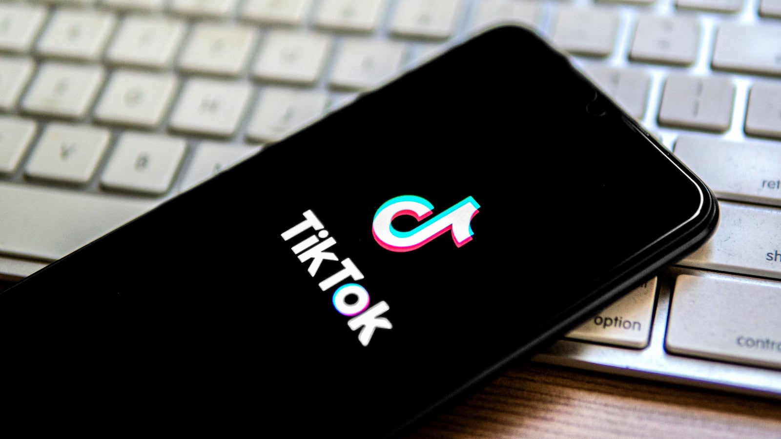 GettyImages-1240882224_q7ujmf