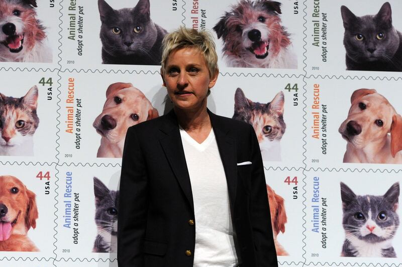 galleries/2013/12/16/photos-the-25-most-charitable-celebrities/131210-ellen-charity_bmrzn2