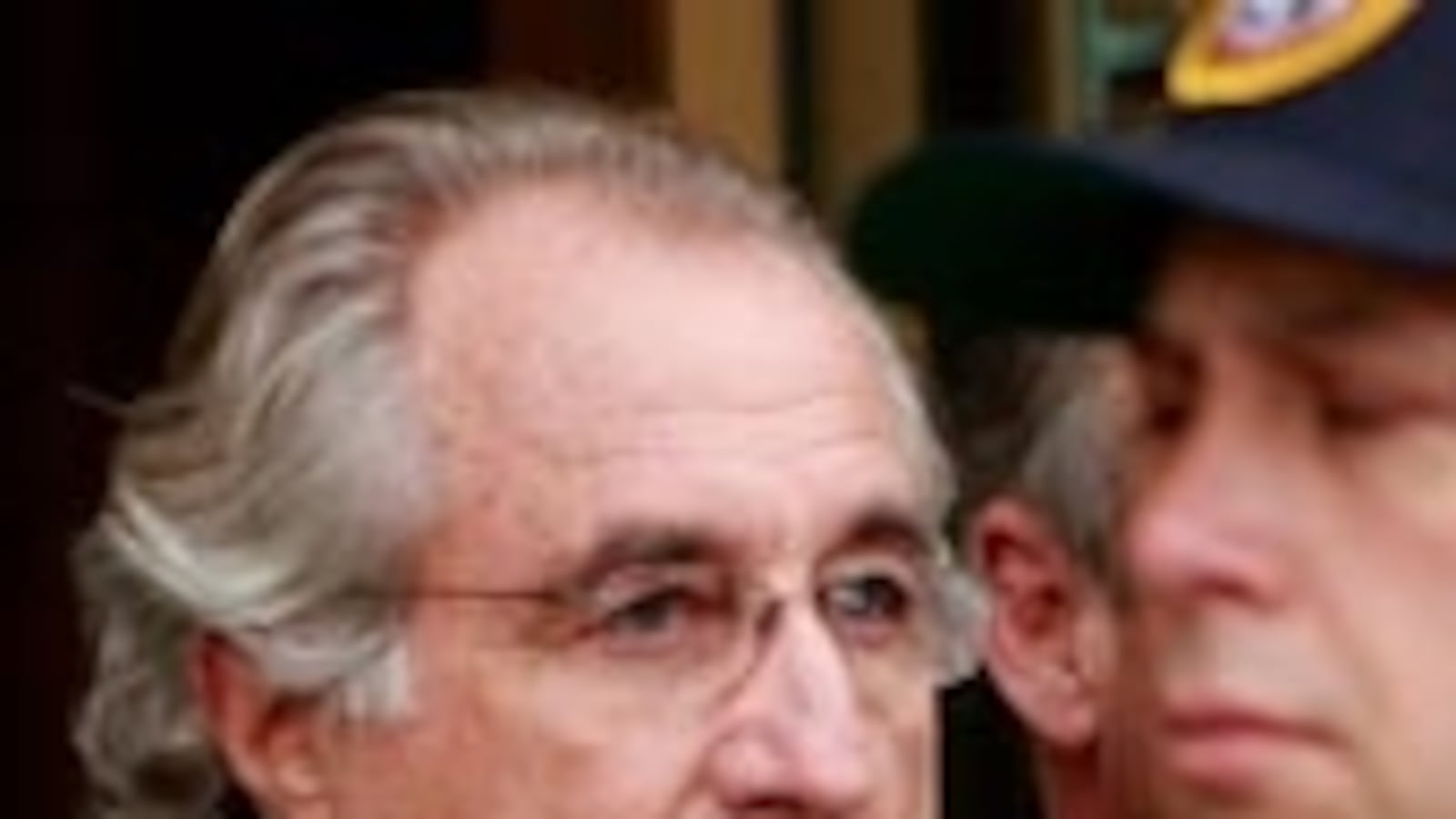 articles/2009/07/19/a-luxury-vacation-via-madoff/ross-bernard-madoff_38653_cuijt7