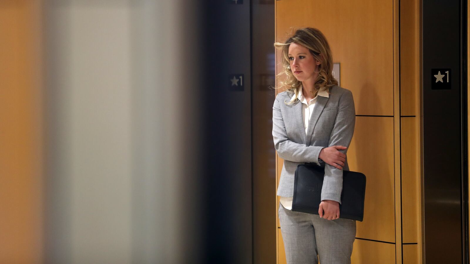 031221-holmes-cheat_k25hkh