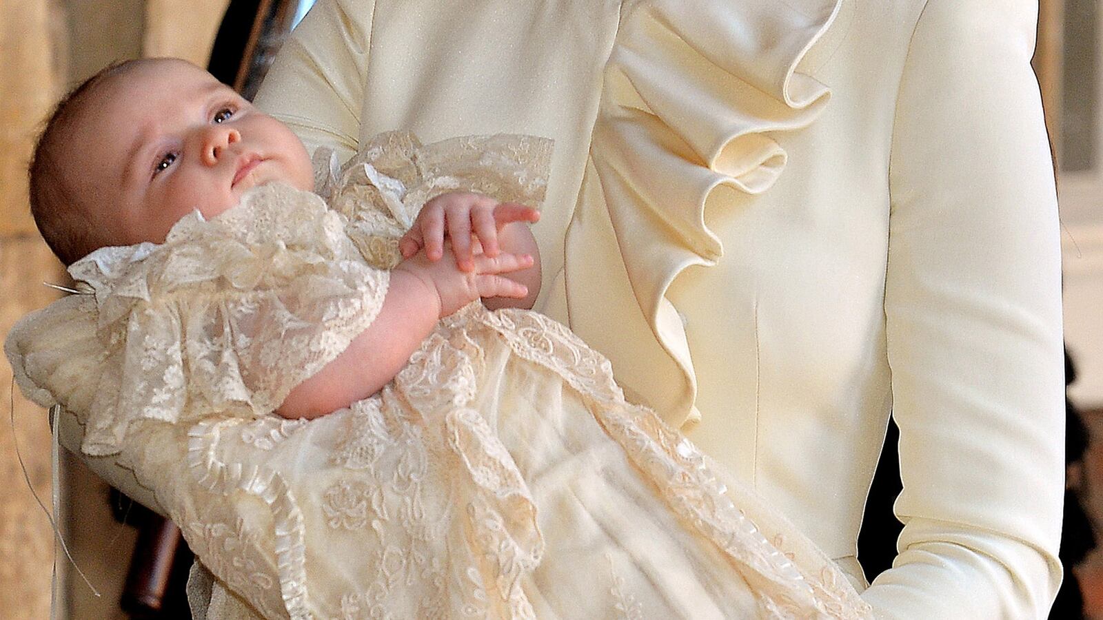 articles/2014/03/03/prince-george-to-make-debut-public-appearance-in-new-zealand/131225-baby-george-cheat_upzk6a