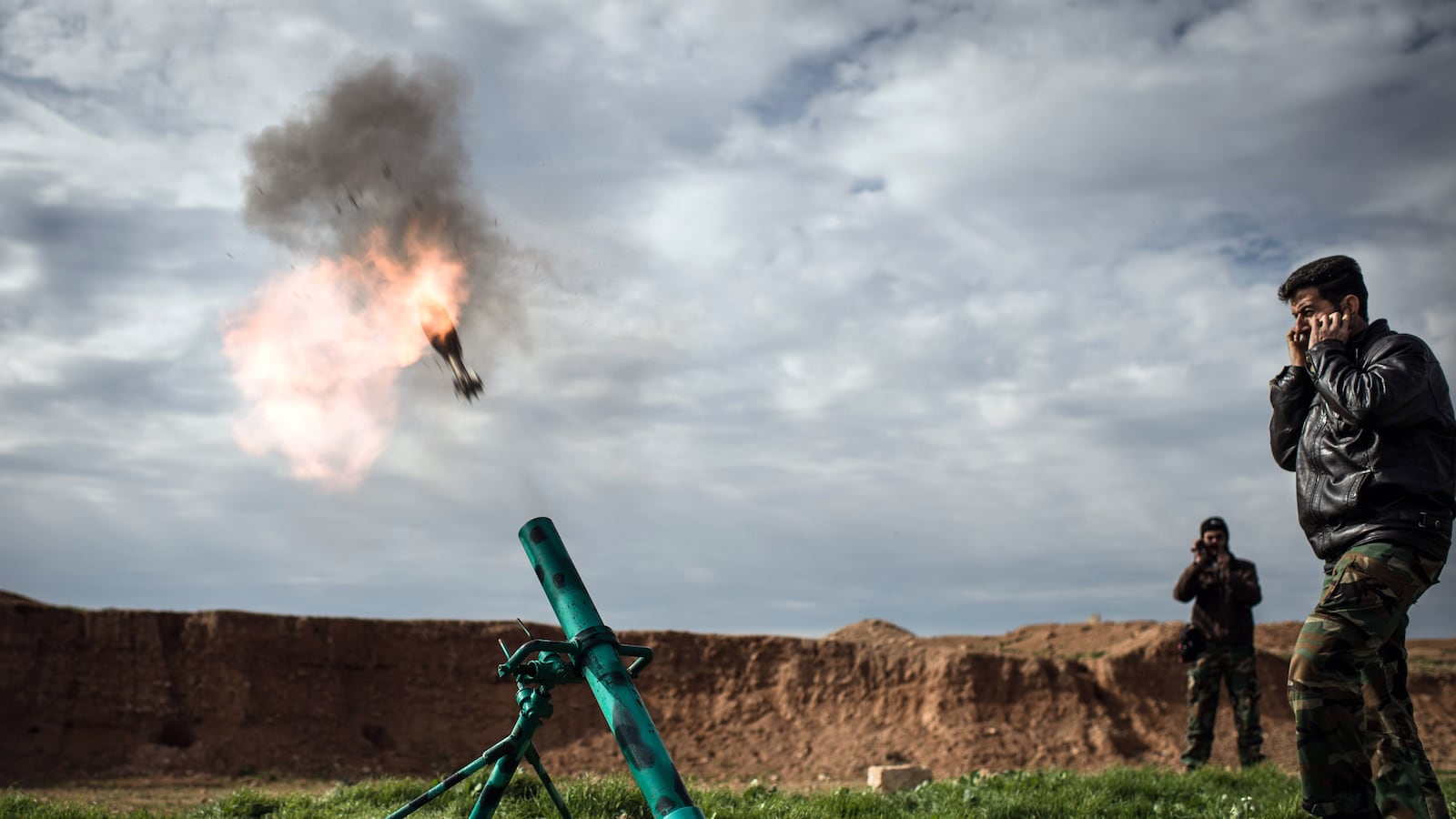 articles/2014/03/10/aleppo-conflict-map-shows-assad-s-control-by-neighborhood/140307-rosenblatt-aleppo-tease_vzedi4