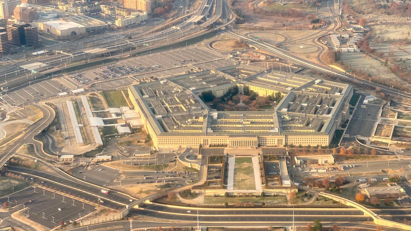 GettyImages-1187110592_if5s7j