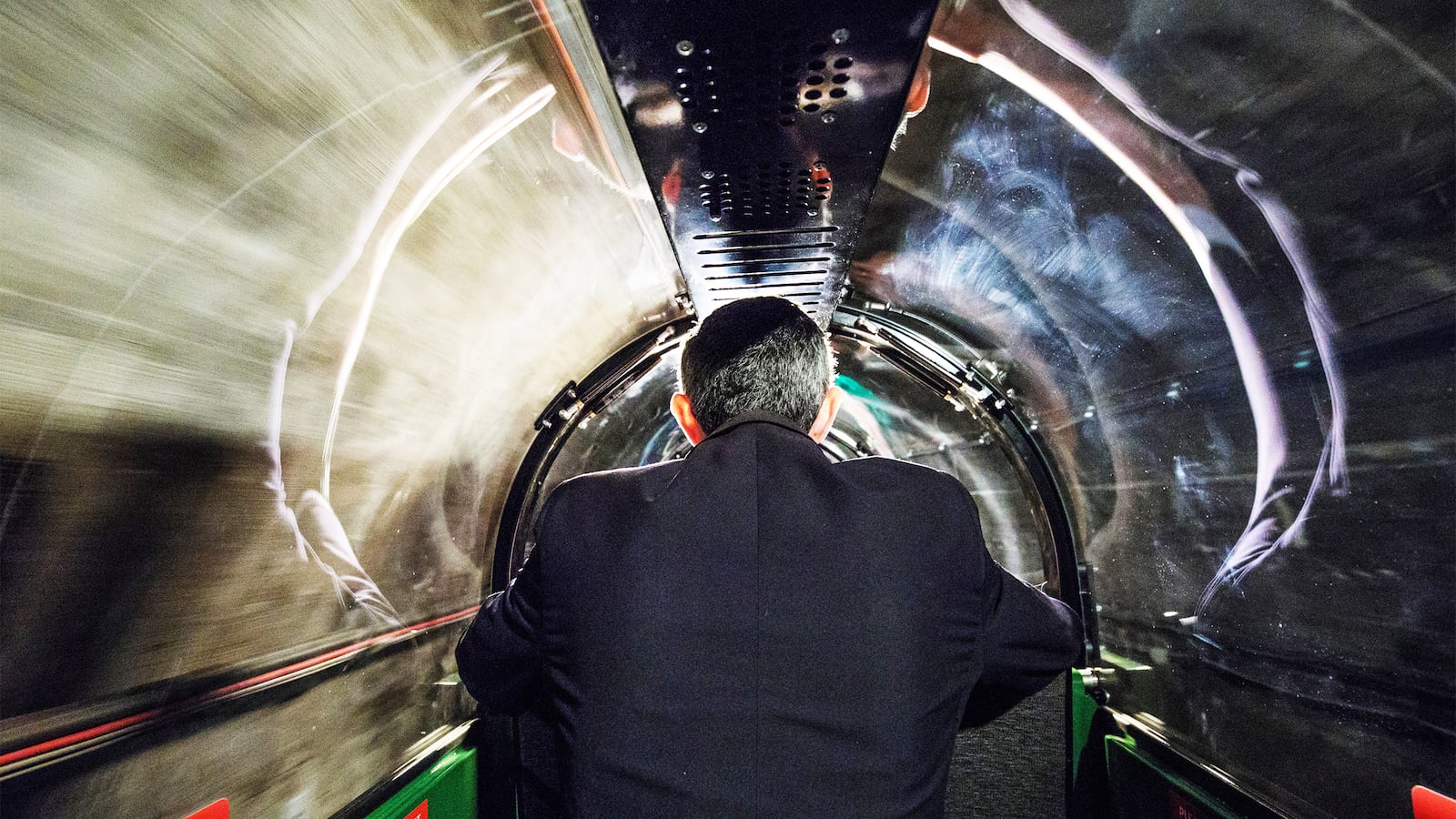 170903-hines-mail-rail-tease-2_uh9yyv