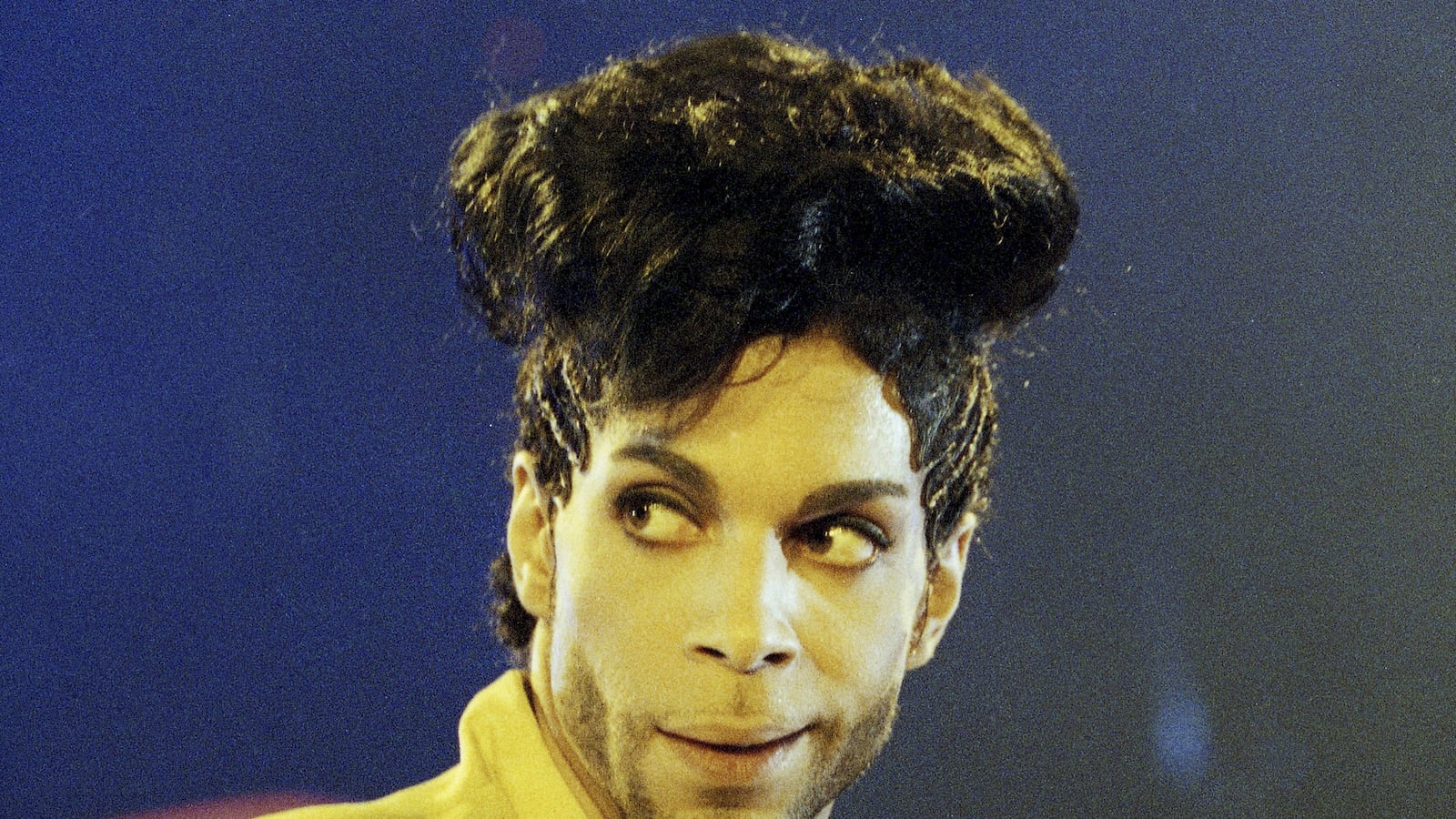 articles/2016/08/10/prince-s-shady-ex-lawyer-is-back/170307-ZIEZULEWICZ-prince-tease_igdwab