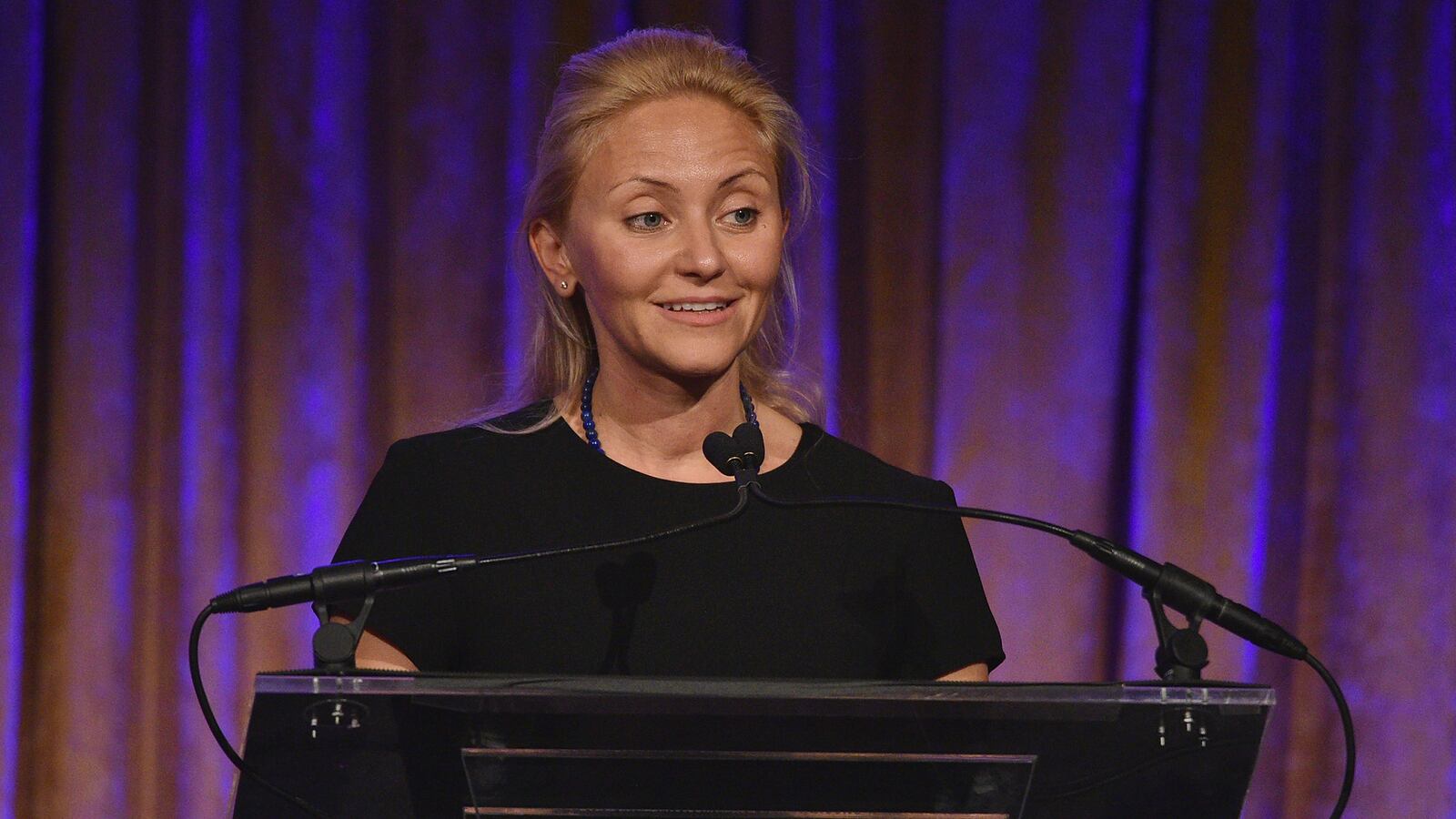 cheats/2015/10/21/daily-beast-reporter-wins-courage-award/151022-nemtsova-courage-cheat_y3zwdj