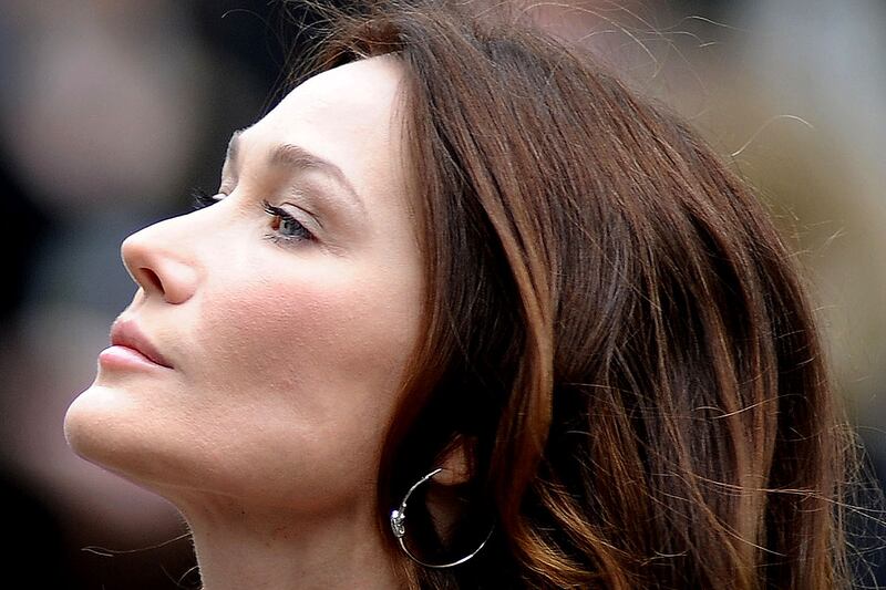 articles/2012/02/13/carla-bruni-sarkozy-caught-in-politics-of-labor-statue/statuesque-carla-bruni-cheat_c2gzsx