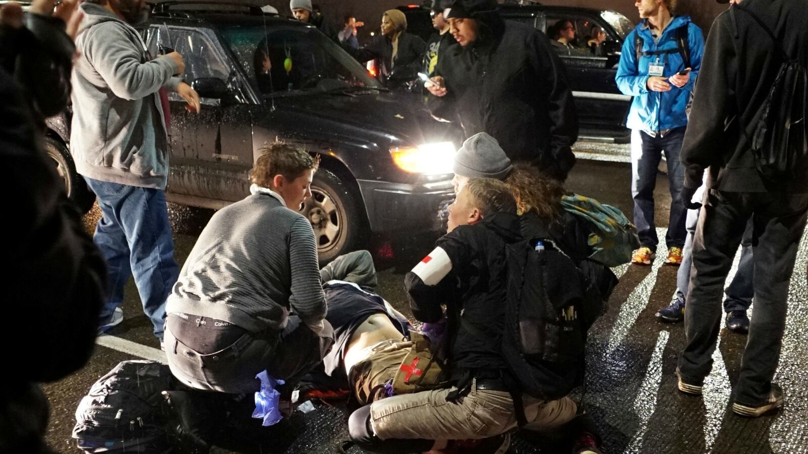 cheats/2016/11/12/one-shot-at-anti-trump-protest-in-portland/161111-portland-trump-protest-shooting-cheat_ptkxjm