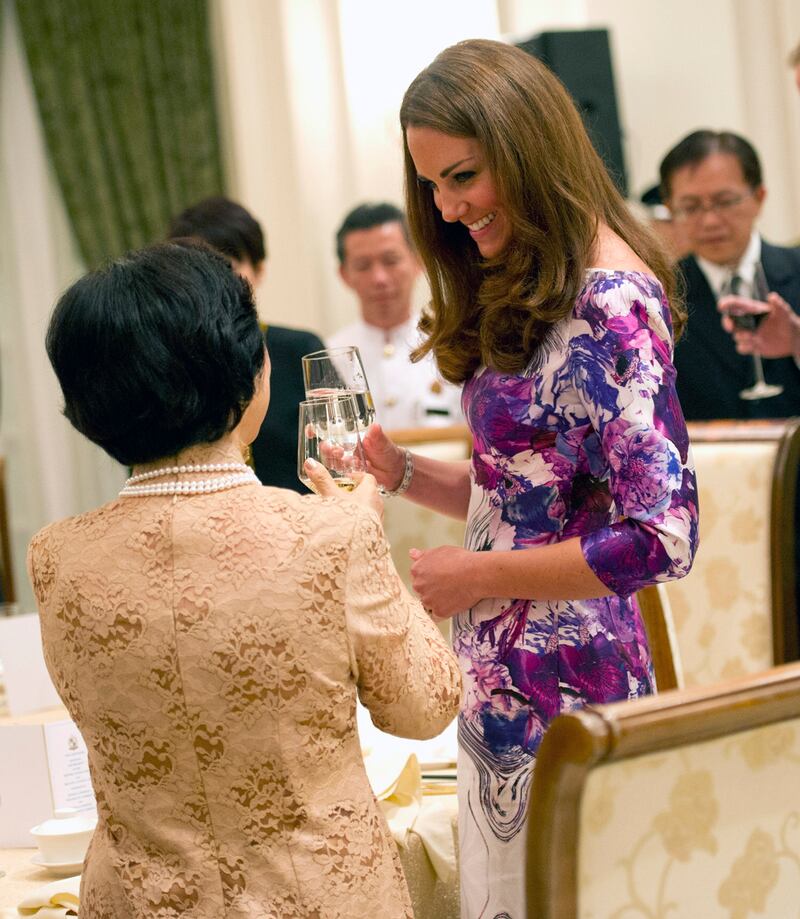 galleries/2012/09/22/the-best-of-prince-william-kate-s-jubilee-south-pacific-visit-photos/will-kate-tour-31_idib0n