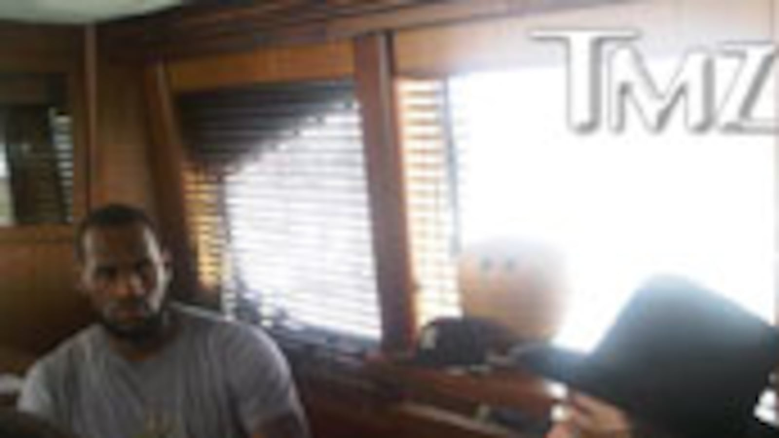 articles/2010/08/11/lebron-james-hires-rabbi-yishayahu-yosef-pinto/katz-lebron-rabbi_119384_xx9am4