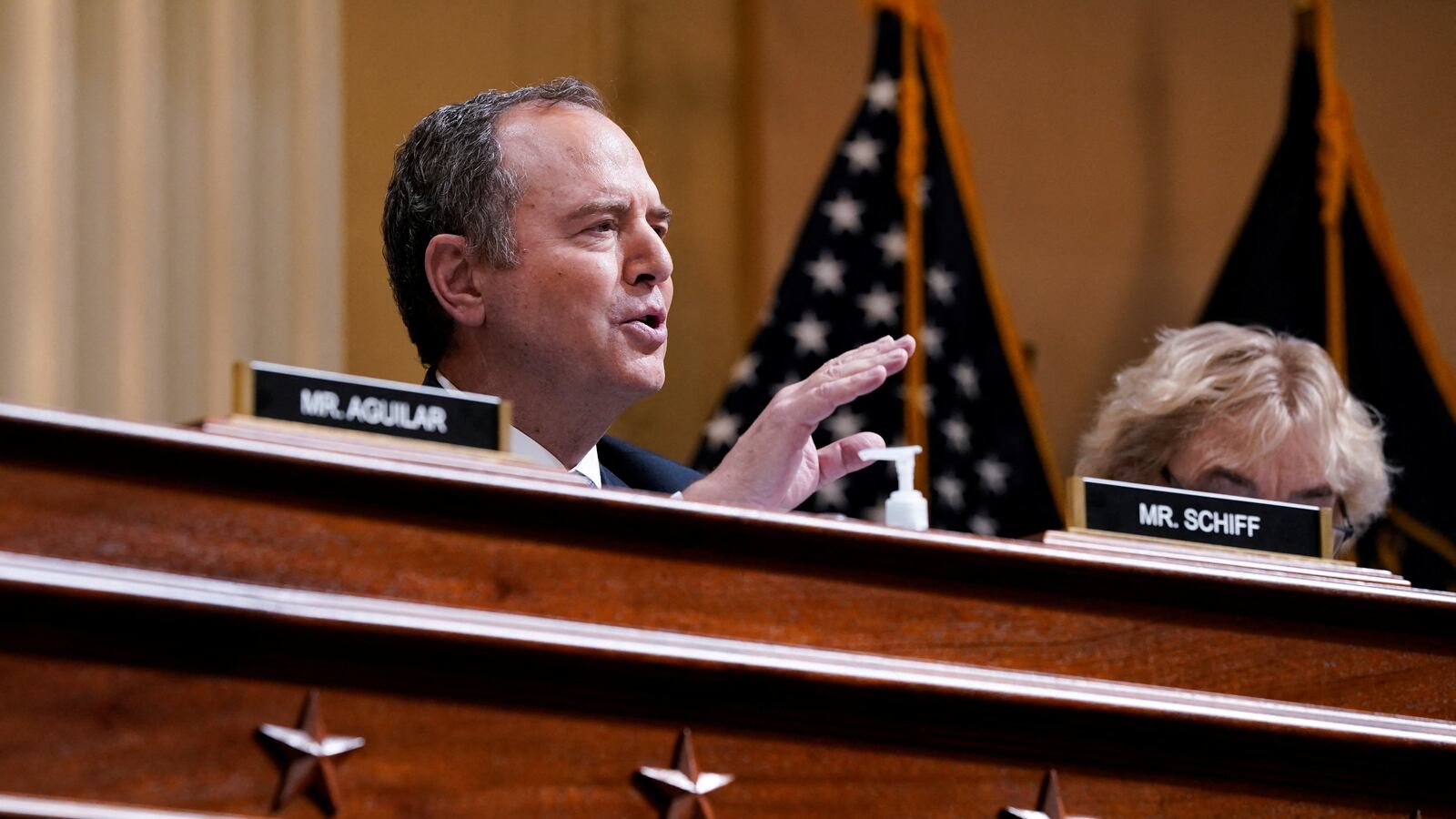 2022-10-13T182009Z_448782682_RC2I0X9E7AMH_RTRMADP_3_USA-CAPITOL-SECURITY_wfayay