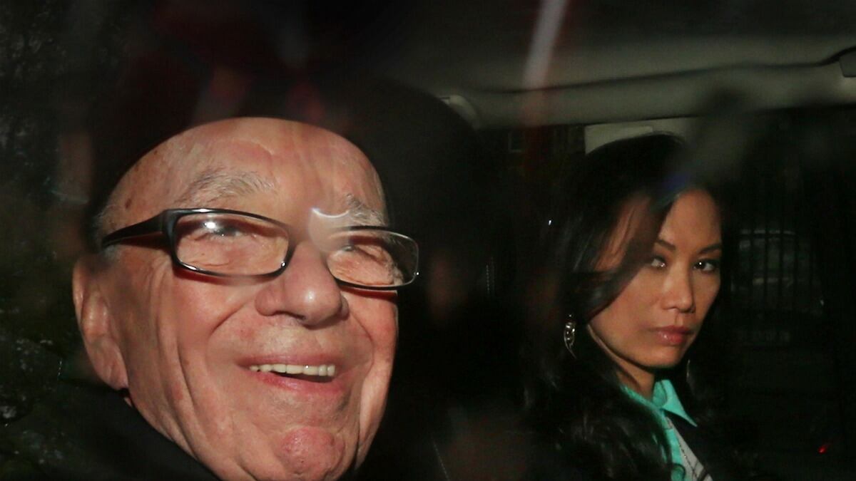 cheats/2012/06/01/news-corp-could-face-500-claims/murdoch-grinning-hacking-cheat_uanaxi