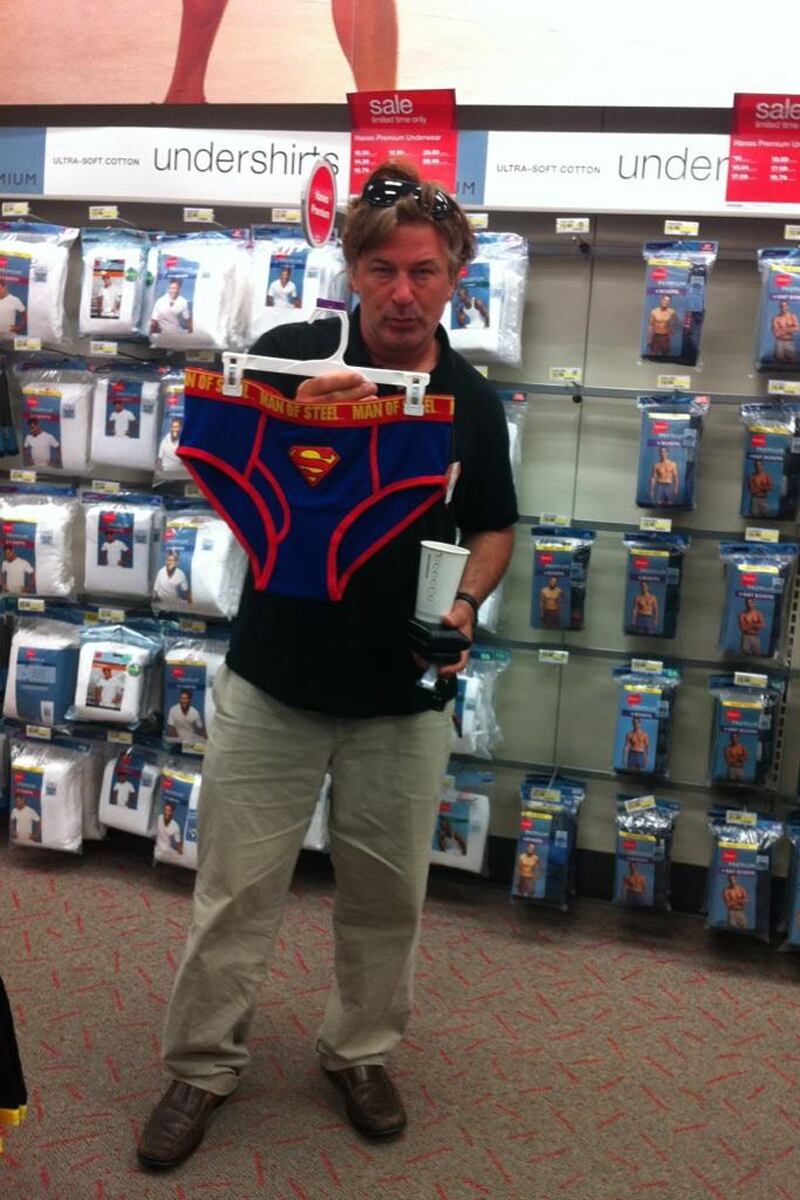 galleries/2011/07/17/best-celebrity-twitter-pictures/baldwin-best-celebrity-twitter-pictures_ckp3w6