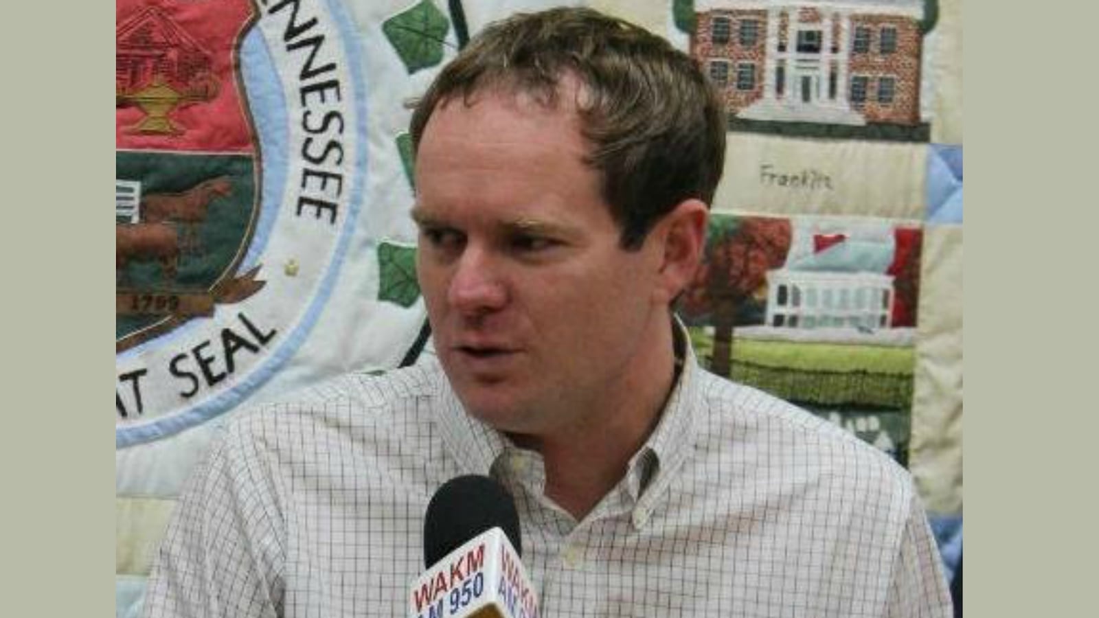 cheats/2016/07/14/tn-lawmaker-nicknamed-pants-candy-harassed-22-women/160714-durham-pants-candy-cheat_x5kui3