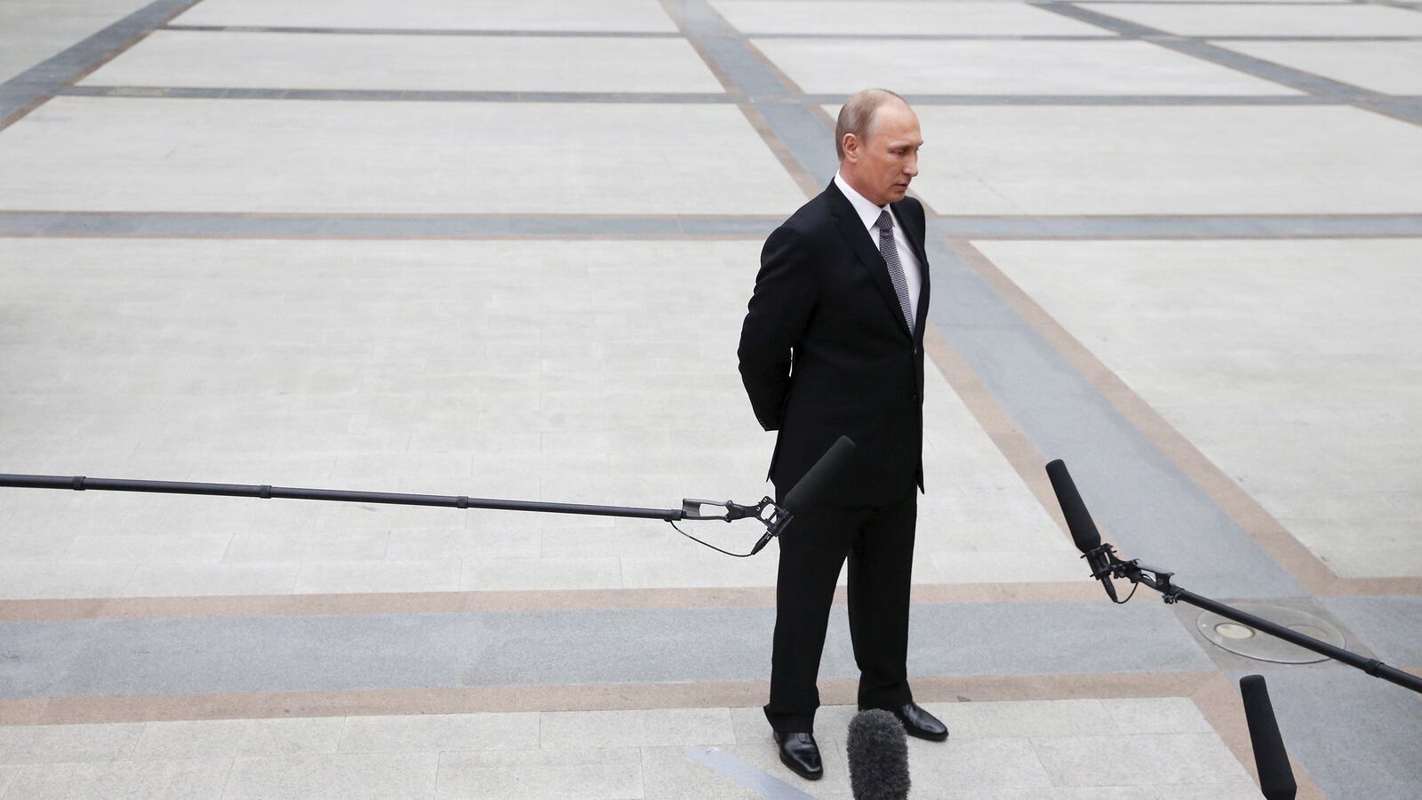 cheats/2015/09/08/russia-fires-back-to-us-warning-on-syria/150908-russia-syria-aid-cheat_efod6u