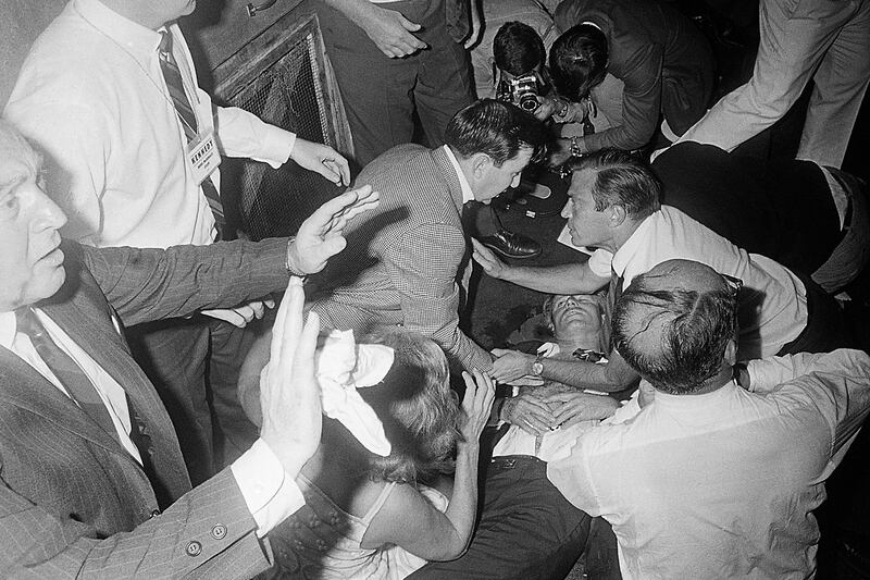 galleries/2012/04/19/controversial-photos-u-s-soldiers-with-taliban-bodies-whitney-houstons-death-and-more/controversial-photos-bobby-kennedy-assassination_fpsoiz