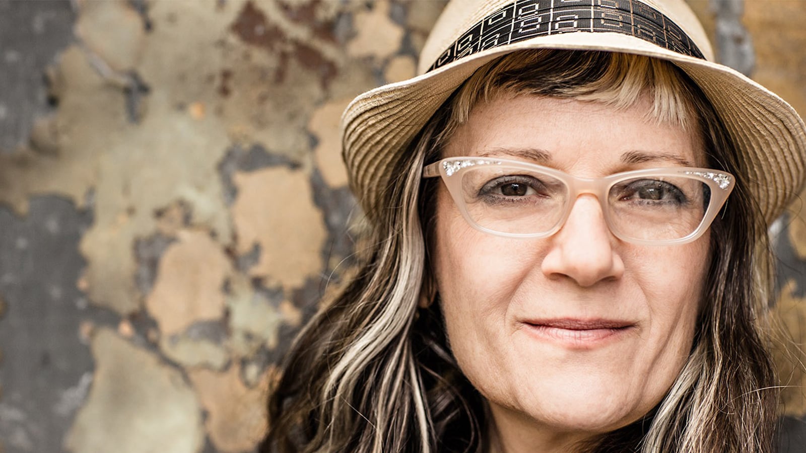 articles/2014/12/01/writers-to-new-york-i-wish-i-knew-how-to-quit-you/141130-hannon-new-york-tease_nsjkle