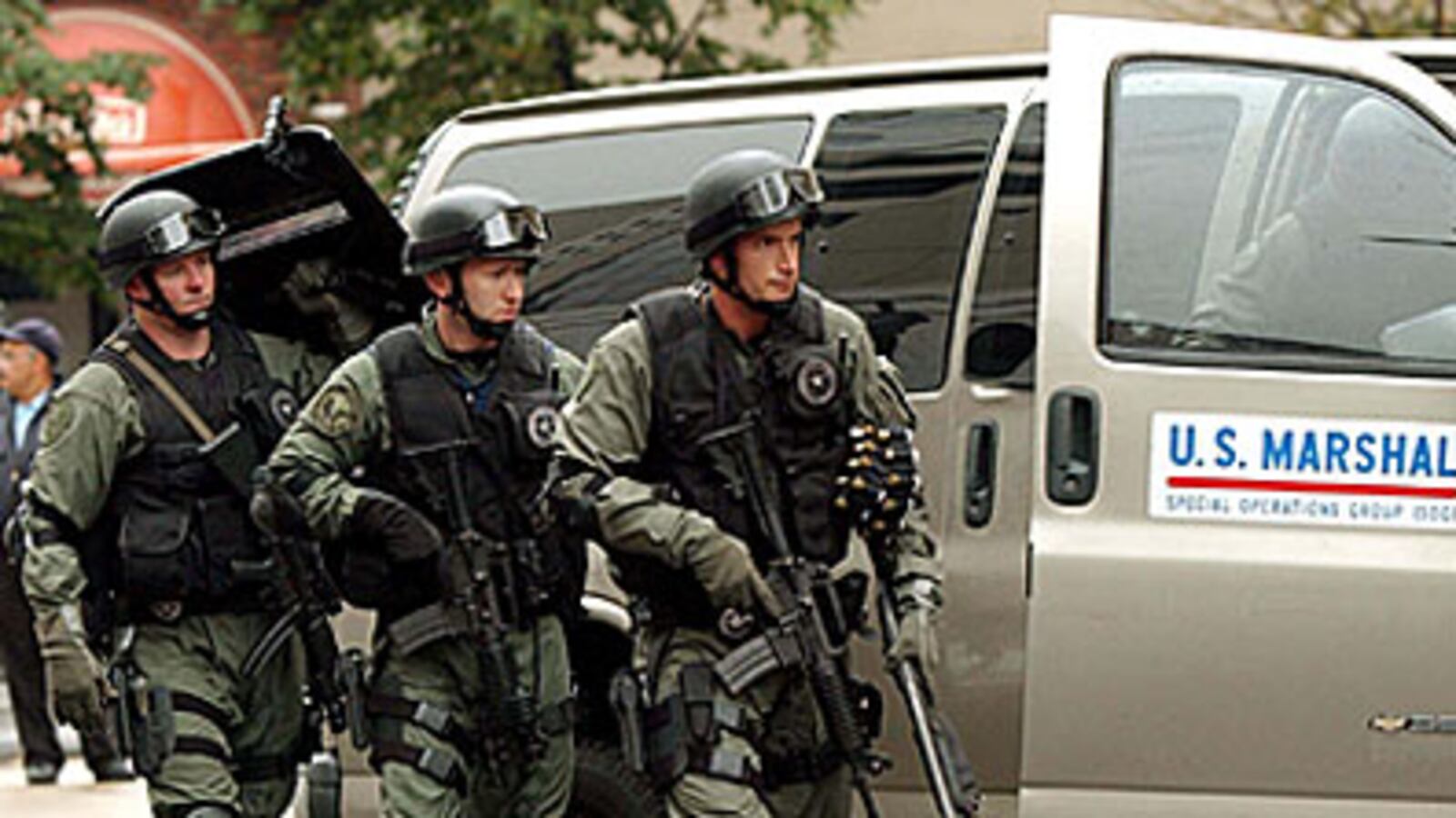 cheats/2009/07/25/bush-considered-invading-ny/bush-troops-invasion_zekrcy
