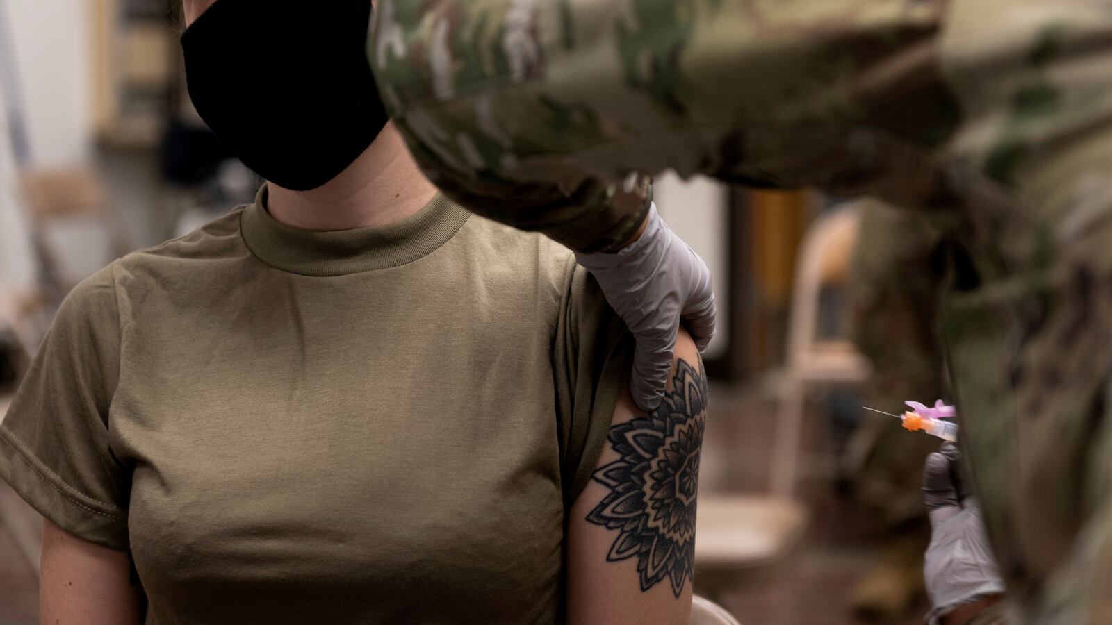 2021-05-17T000000Z_1095948654_RC2LHN96M7IC_RTRMADP_3_HEALTH-CORONAVIRUS-SOUTHKOREA-USA_nldqha