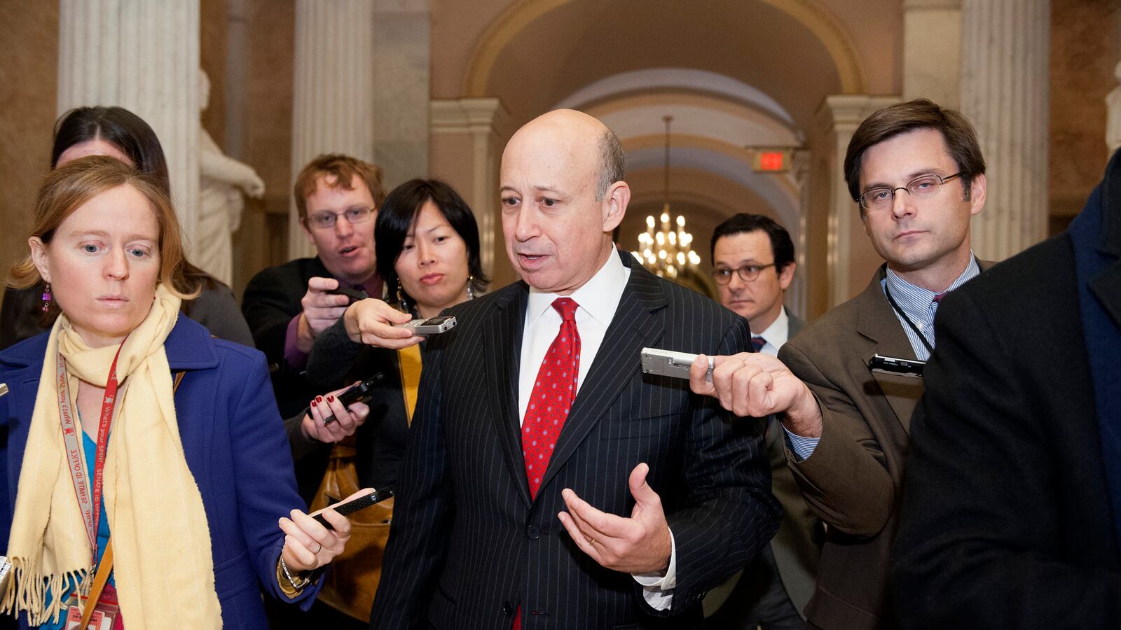 articles/2012/11/28/fiscal-cliff-hostage-situation-day-22-what-business-community-president-obama/fiscal-cliff-ceos-meet-obama-gross-tease_gttk2h