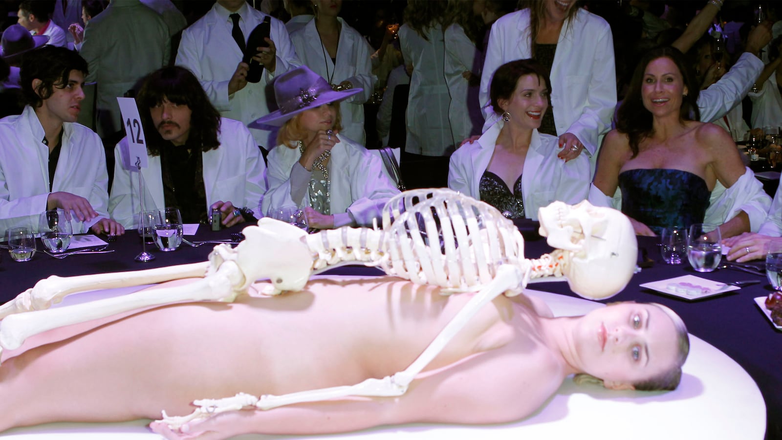 articles/2015/10/24/naked-girls-skeletons-and-tilda-swinton/151023-haden-guest-abromovic-tease_ncqjkn
