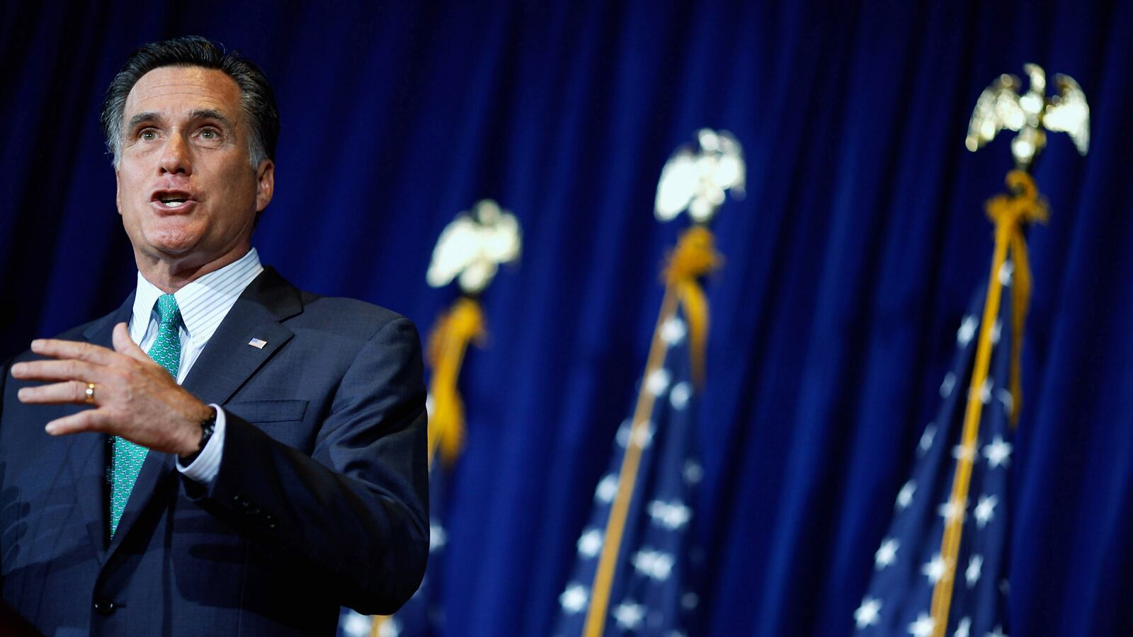 articles/2012/04/22/mitt-romney-s-tough-sell-blaming-a-worsening-economy-on-obama/tomasky-romney-economy_pdmbh8